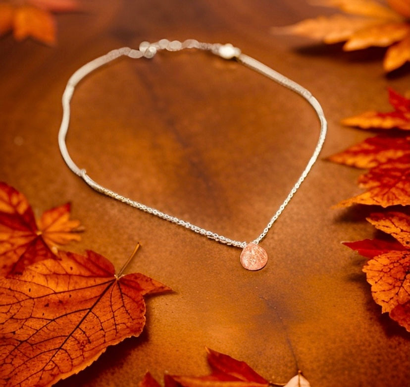 Wonderful Shell shaped blue labradorite gemstone necklace; Made in HAWAII with love // Delightful & unique shell shape carved gemstone necklace // Choose from Sparkling sunstone or glowing Moonstone //