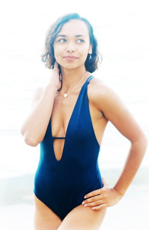 Shiva Shell & Rainbow Moonstone necklace // Eye of Shiva shell // For Protection // Wire wrapped jewelry//  Handmade in Hawaii with love //