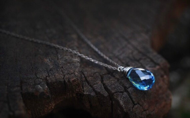 London blue Topaz Drop Earrings // Amazing & gorgeous Natural gemstones in 24K gold filled or silver wire // Handmade in Hawaii with love //