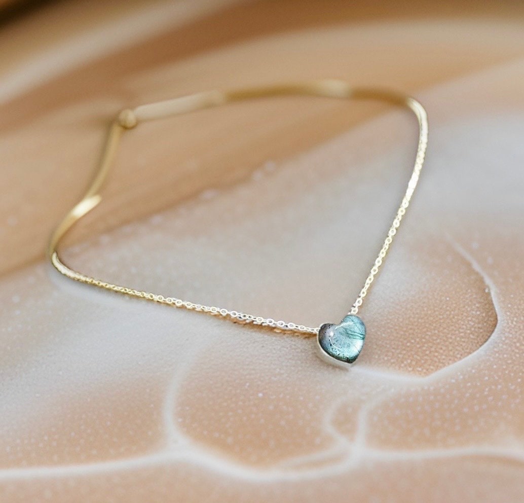 THE HEART NECKLACE - Gorgeous, truly unique, heart shaped gemstone necklace. Made with your favorite gemstone. Handmade in Hawaii with love ❤️