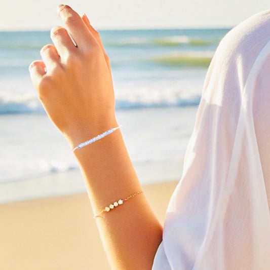 Delightful gemstone bar bracelet // Petite, gorgeous AAA gemstones // Pick your gemstone // Water sapphire, Moonstone and much more // wirewrapped jewelry // Handmade in Hawaii with love //