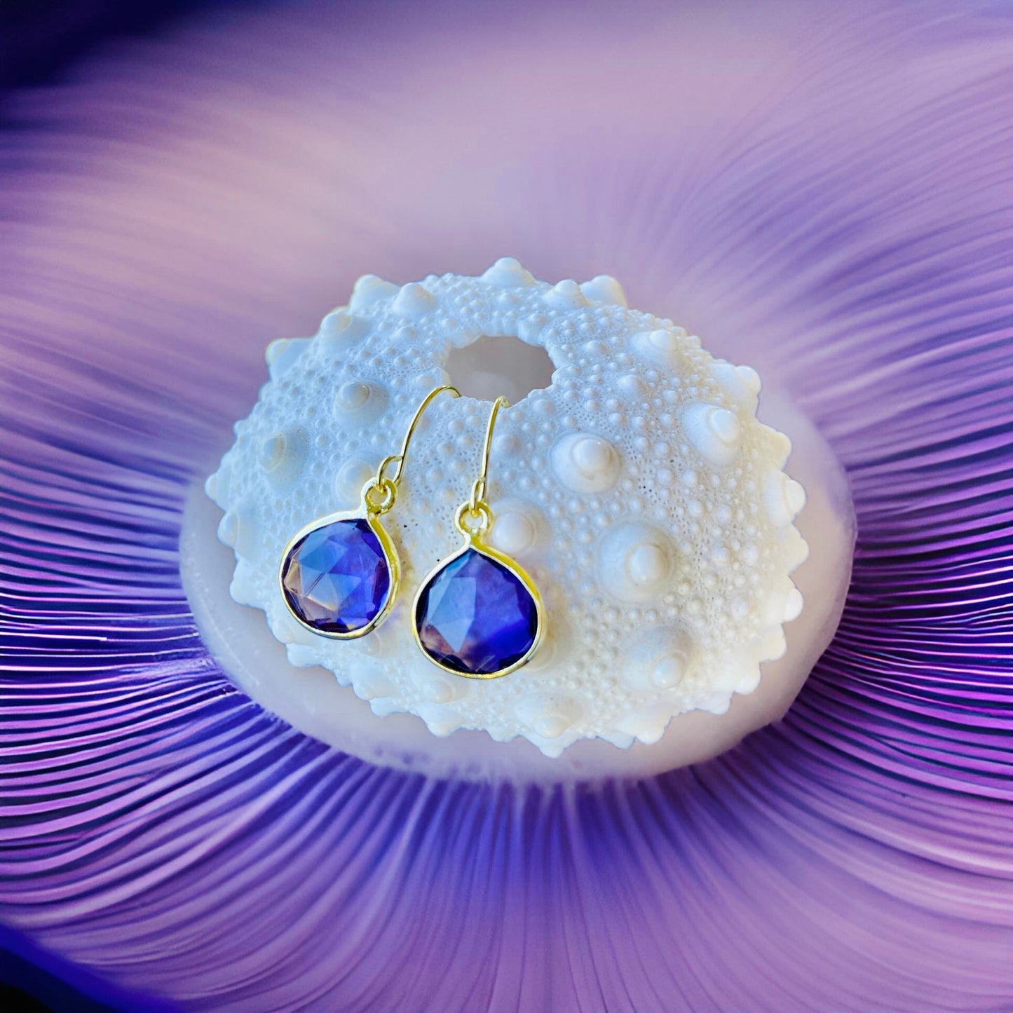 Wonderful Amethyst earrings. 24K gold or Sterling silver Electroplated Amethyst crystal jewelry dangles. Necklace available as well 💜