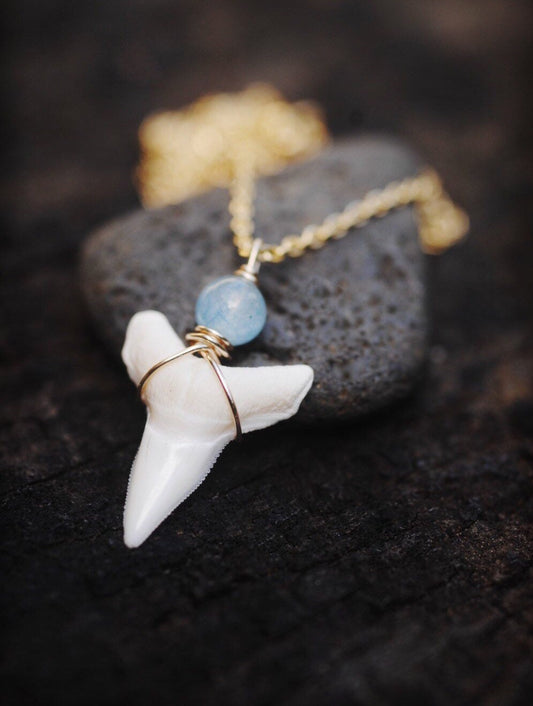 MANO Shark tooth necklace // Choose your gemstone: Moonstone, Aqua Marine and more // Wire wrapped jewelry // Handmade in Hawaii with love //