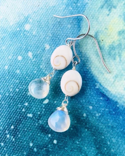 Eye of Shiva shell and Rainbow Moonstone earrings // For protection & Healing // Wire wrapped Hawaiian jewelry // Handmade with love //