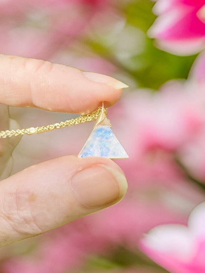 Amazing and glowing Pyramid shaped Rainbow MoonStone Necklace // Amazing AAA quality blue Moonstone gemstone // Wire wrapped jewelry // Made in Hawaii with love //