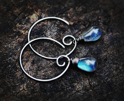 STUNNING Labradorite Swirl Hoop Earrings // Stunning and Glowing Labradorite Drops on oxidized or shiny silver hooks // Handmade with love //