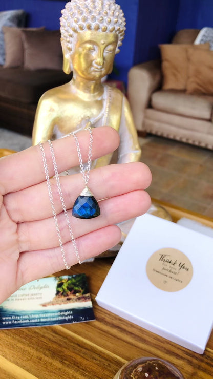 Absolutely delightful Pyramid shaped Labradorite Necklace //  AMAZING & UNIQUE gemstones // Blue Flash //Boho // Lovingly Handmade in Hawaii //