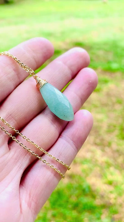Marvelous ocean blue Amazonite necklace 🩵✨ Absolutely delightful semi precious gemstone necklace! Handmade in Hawaii with love! Very limited edition only a few available 🦋